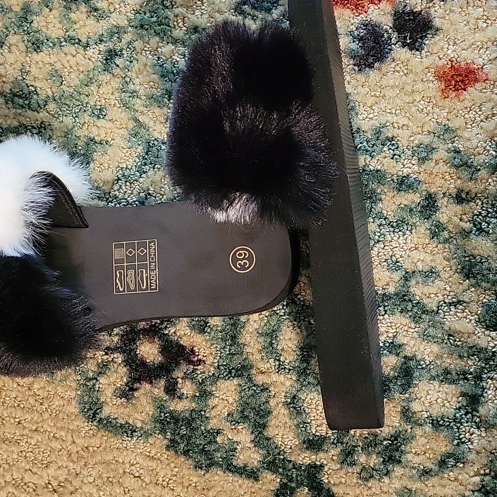 Cute Color Block Fuzzy,Sandal/ Slipper - image 5